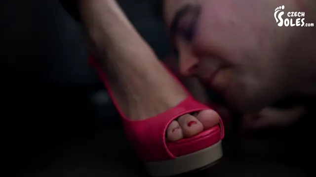 Foot Fetish Chanel